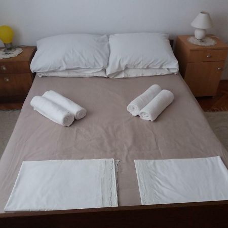 Apartman Nona Povljana Exterior foto
