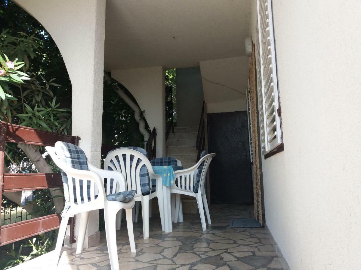 Apartman Nona Povljana Exterior foto